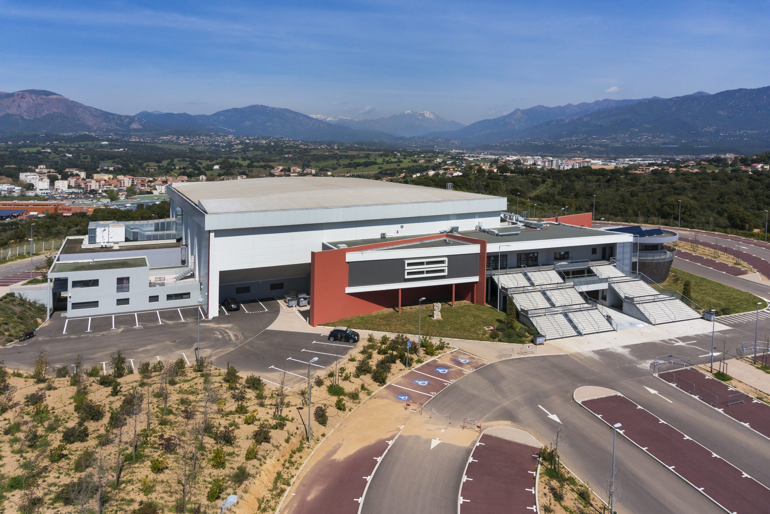 Construction de la Halle des Sports à Ajaccio