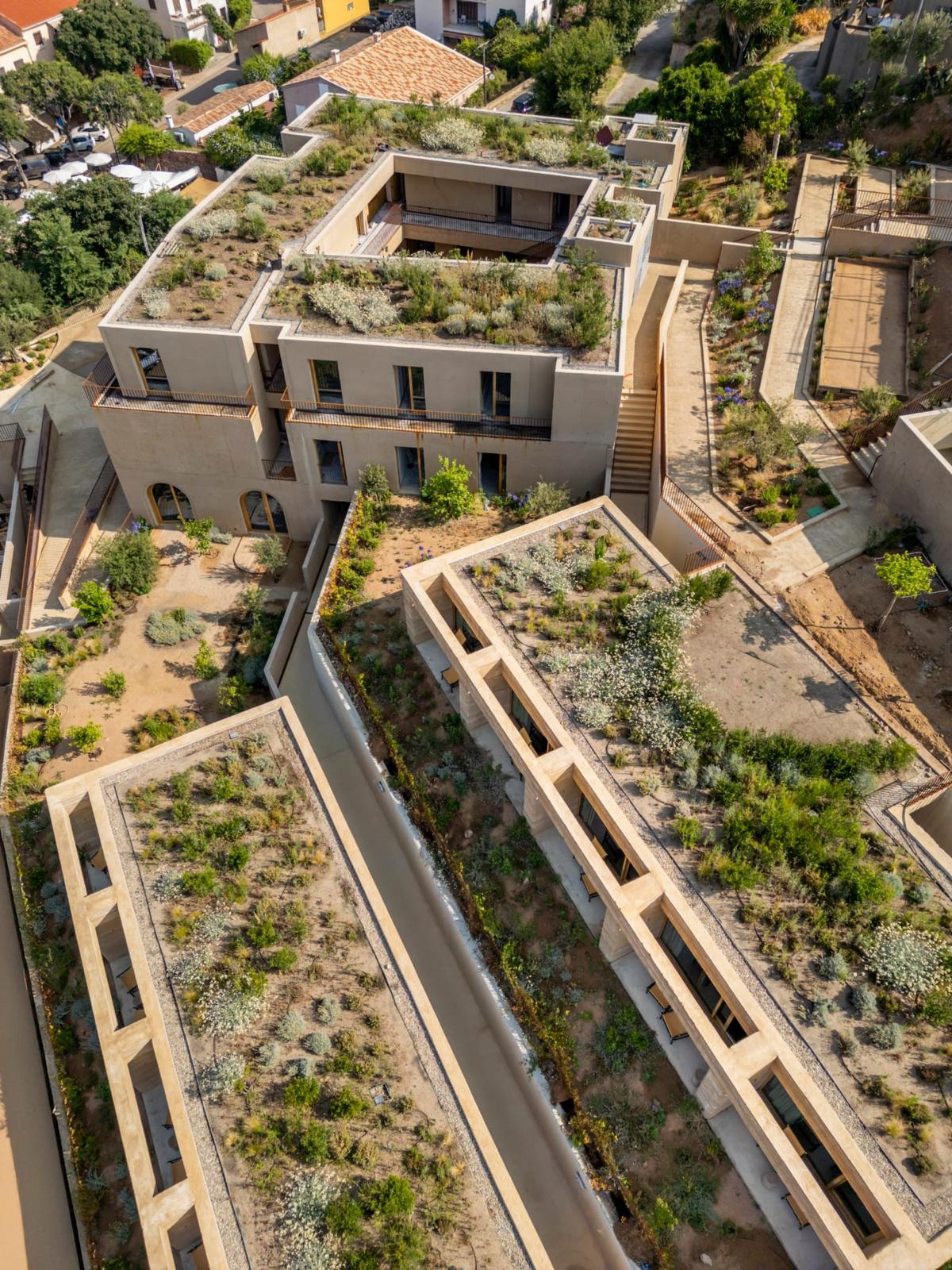 Construction de la Halle des Sports à Ajaccio